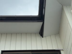 清掃後の軒天部分