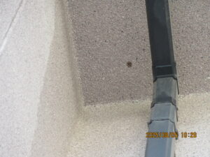 作業完了後の軒下